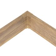 Плинтус №145 медовый дуб  с кабель-каналом «RICO Leo»